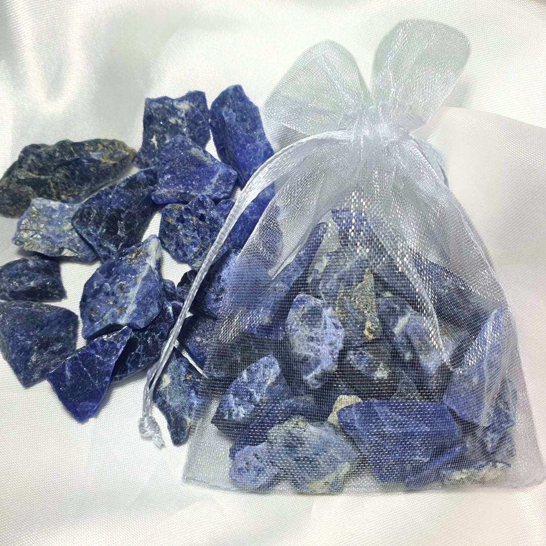 UV Reactive Sodalite Raw Crystals | Organza Bag