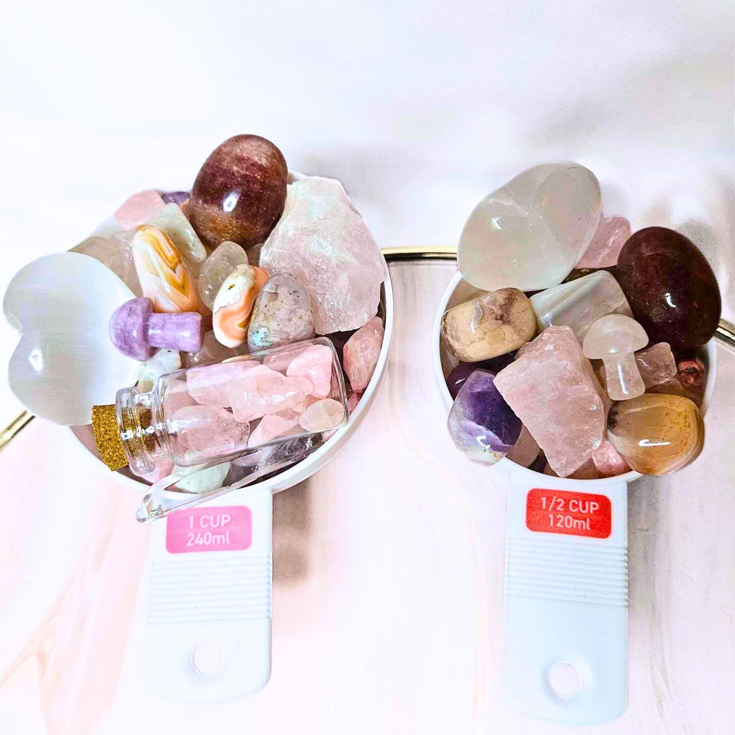 Love Crystal Confetti Scoops