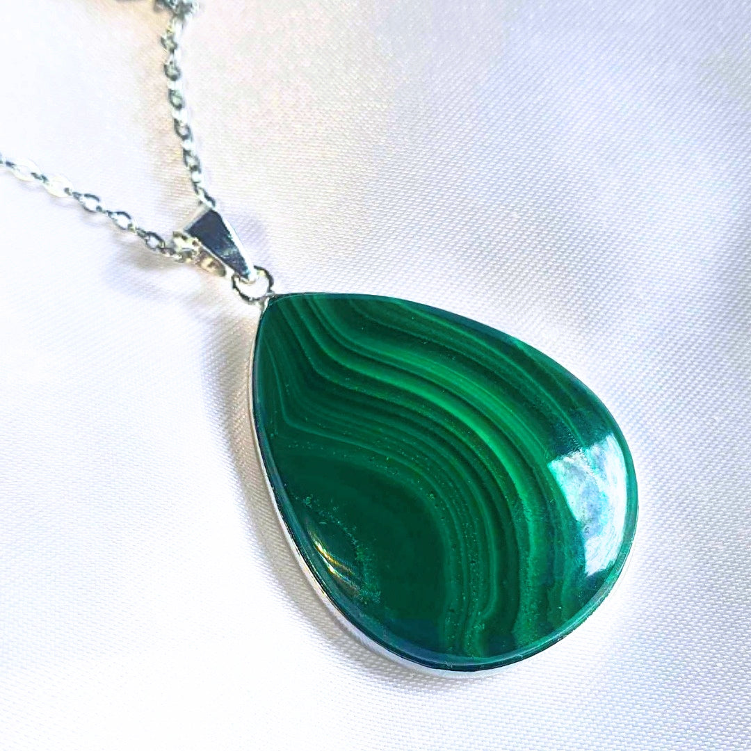 Sterling Silver 4cm Malachite Necklace