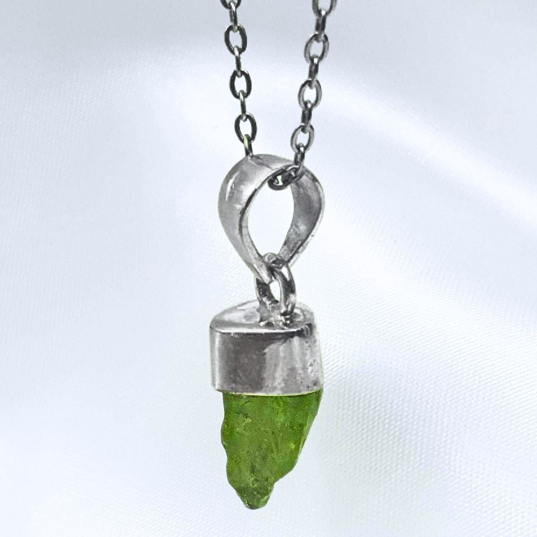 Sterling Silver 925 Peridot Crystal (includes chain)