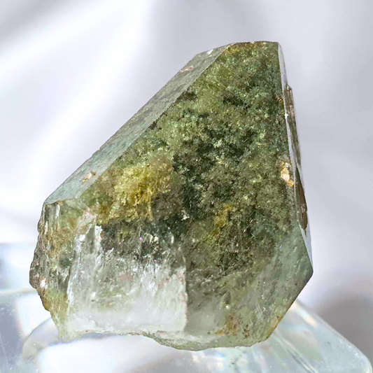 Green Chlorite in Quartz Crystal (lodolite)