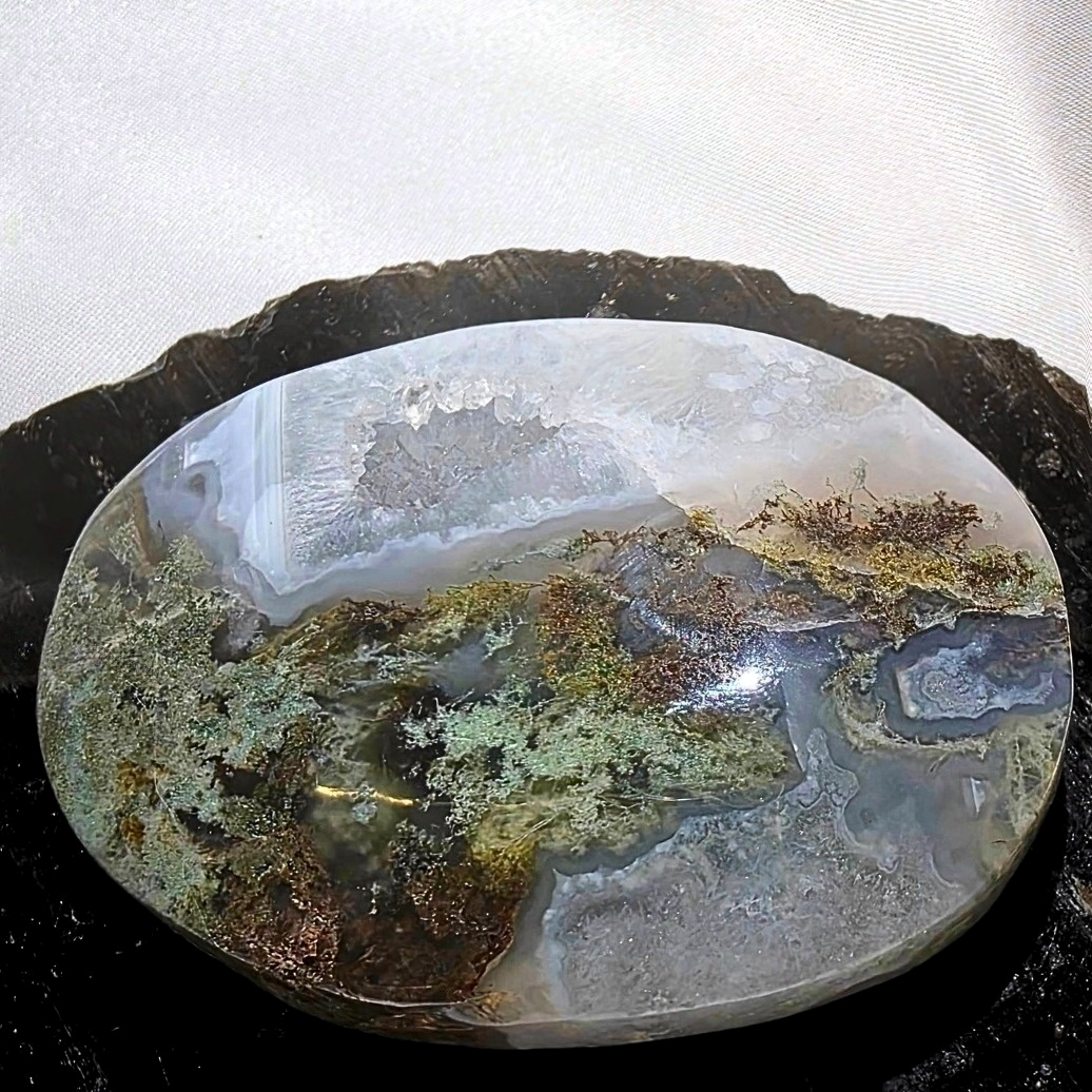 Scenic Moss Agate & Blue Chalcedony Crystal Palm Stone