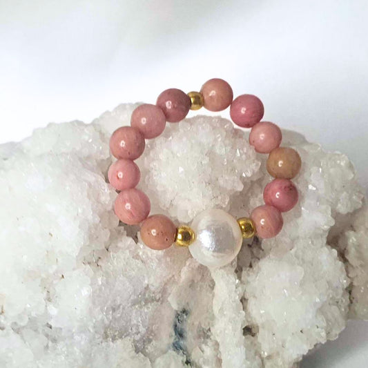 Rhodonite with Freshwater Pearl Bead Ring