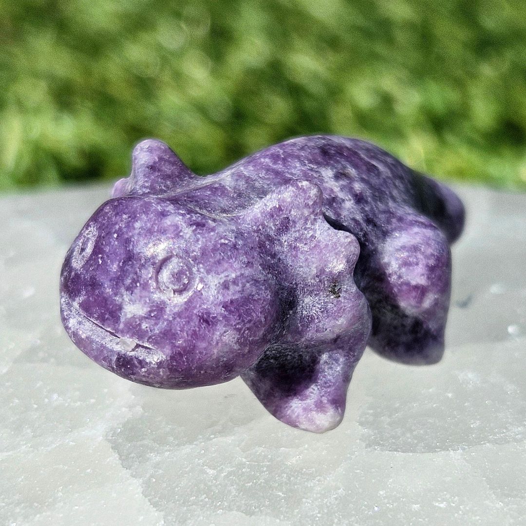 Lepidolite Axolotyl Mini Crystal Carving