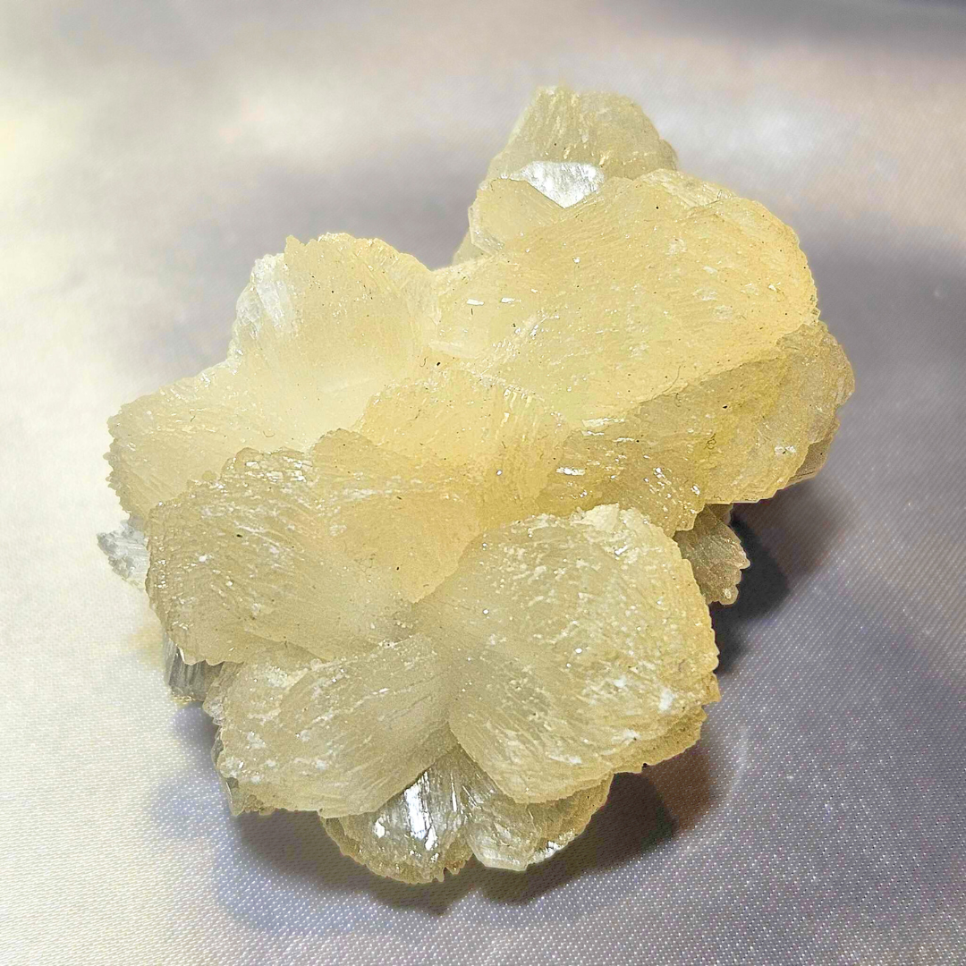 High Quality Stilbite Cluster