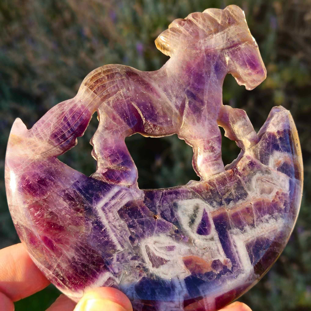 Dream Amethyst (Chevron) Horse on Moon Carving - Include Stand