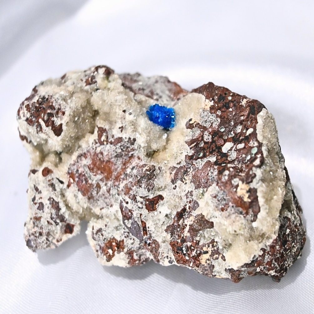 Cavansite on Druzy Heulandite & Basalt Specimen