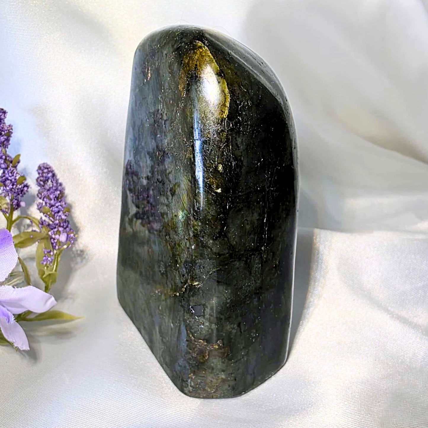 Labradorite Free Form with high Rainbow Flash - 310g