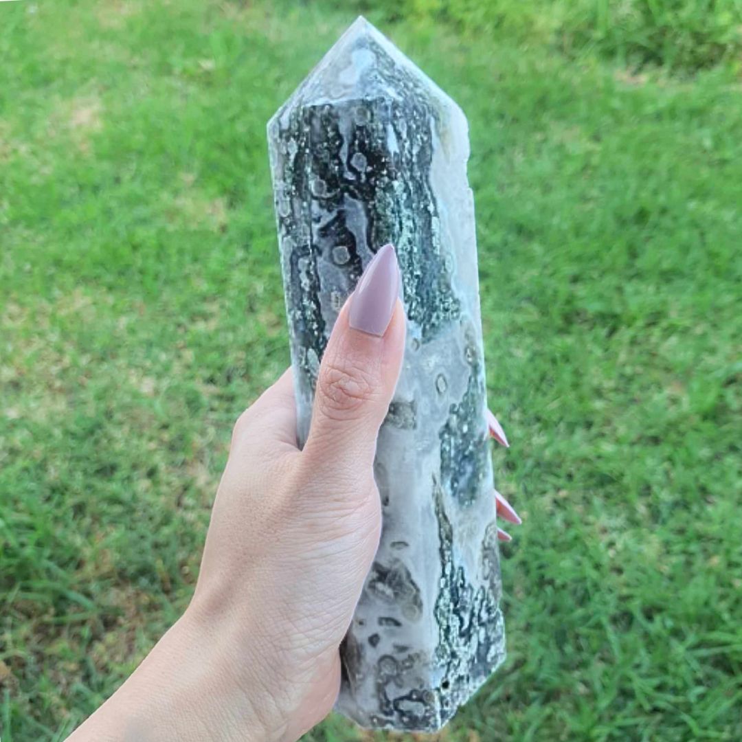 Large Moss Agate with Druzy Quartz Tower Point - 19cm, 749g