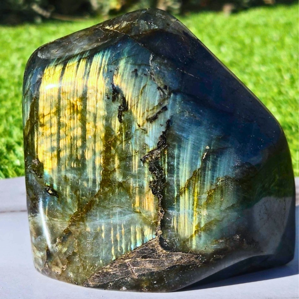 Large Labradorite Free Form with Sunset Flash - 473g