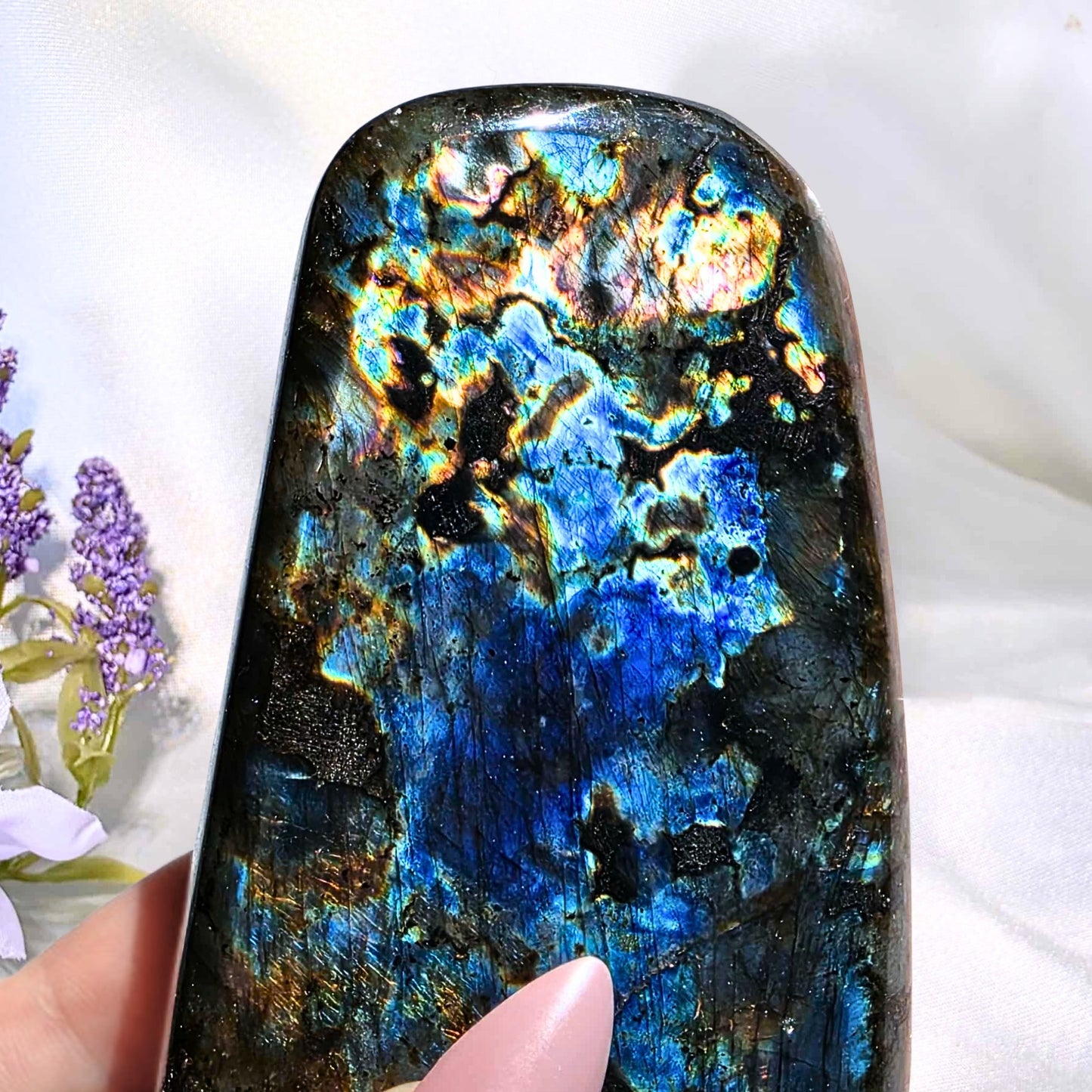Labradorite Free Form with high Rainbow Flash - 310g