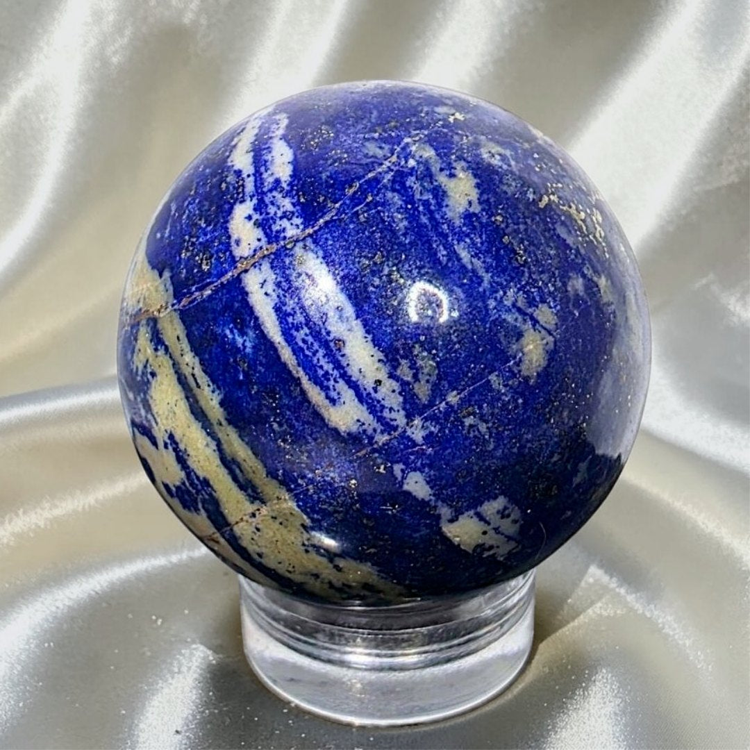 lapis lazuli sphere with pyrite stripes