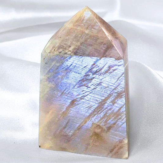 Moonstone & Sunstone Tower Point - high blue flash