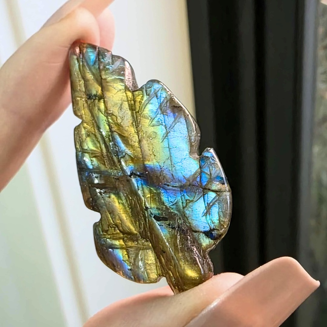 High Grade Labradorite Leaf with Sunset Flash