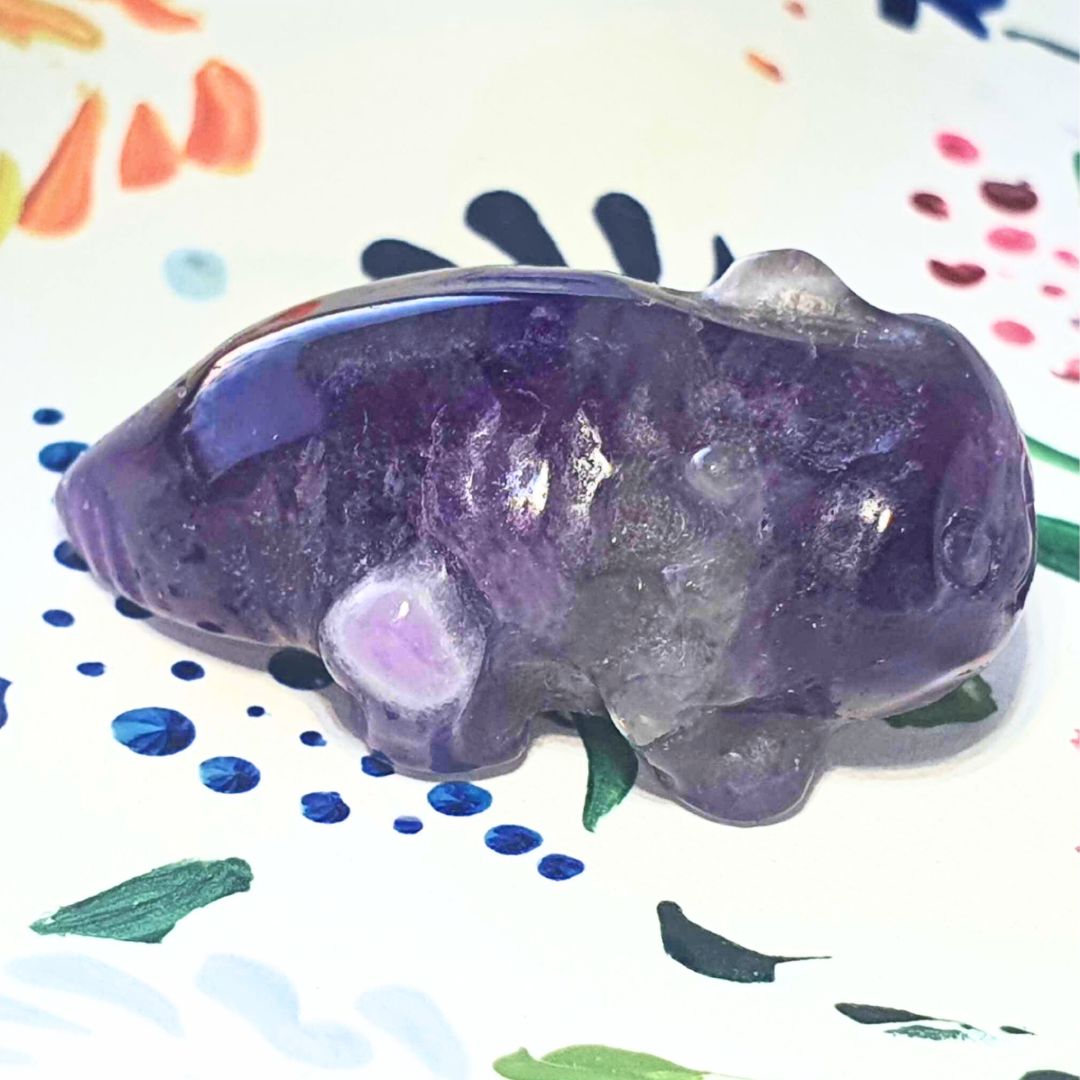 Dream Amethyst Axolotyl Carving