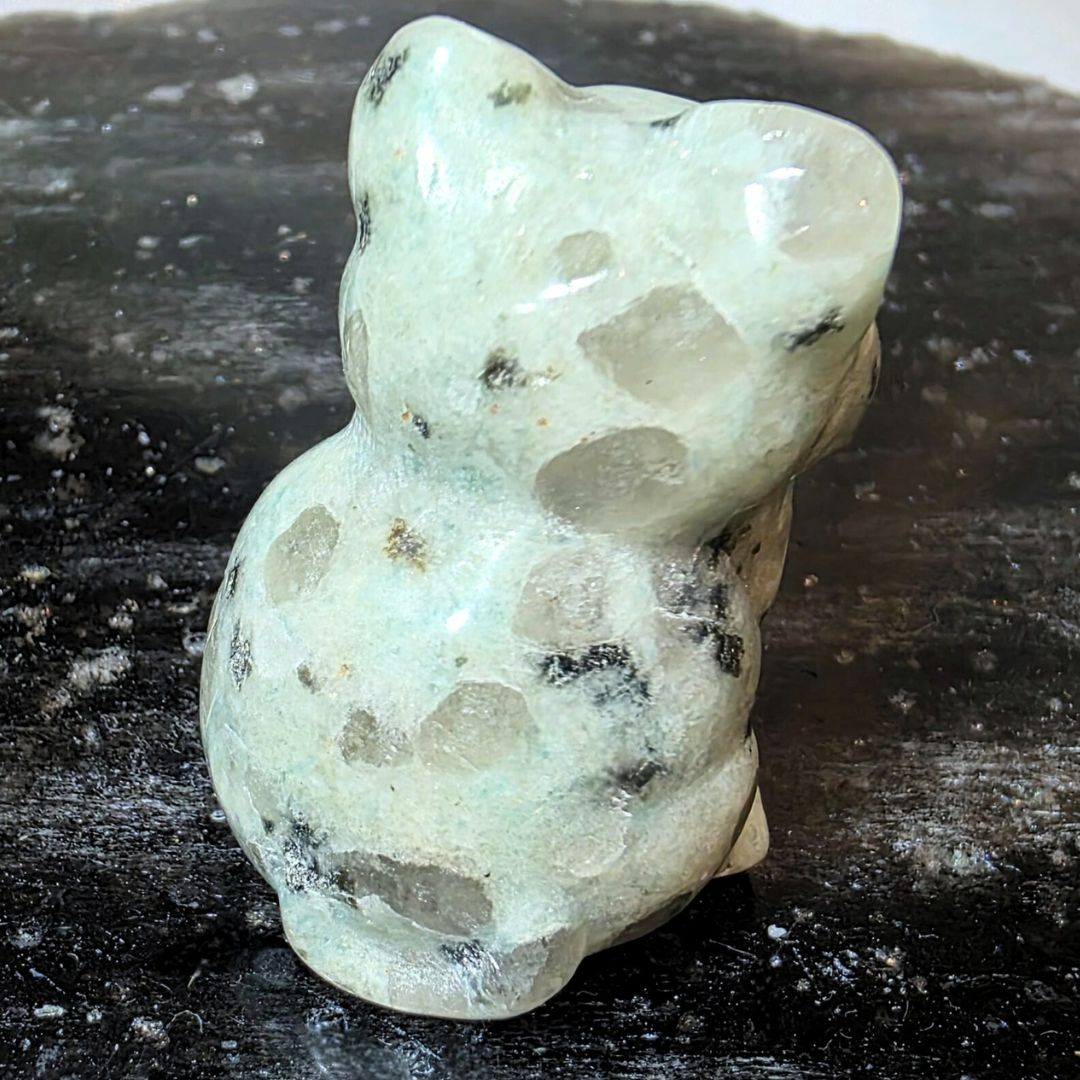 Kiwi Jasper & Smoky Quartz Cat