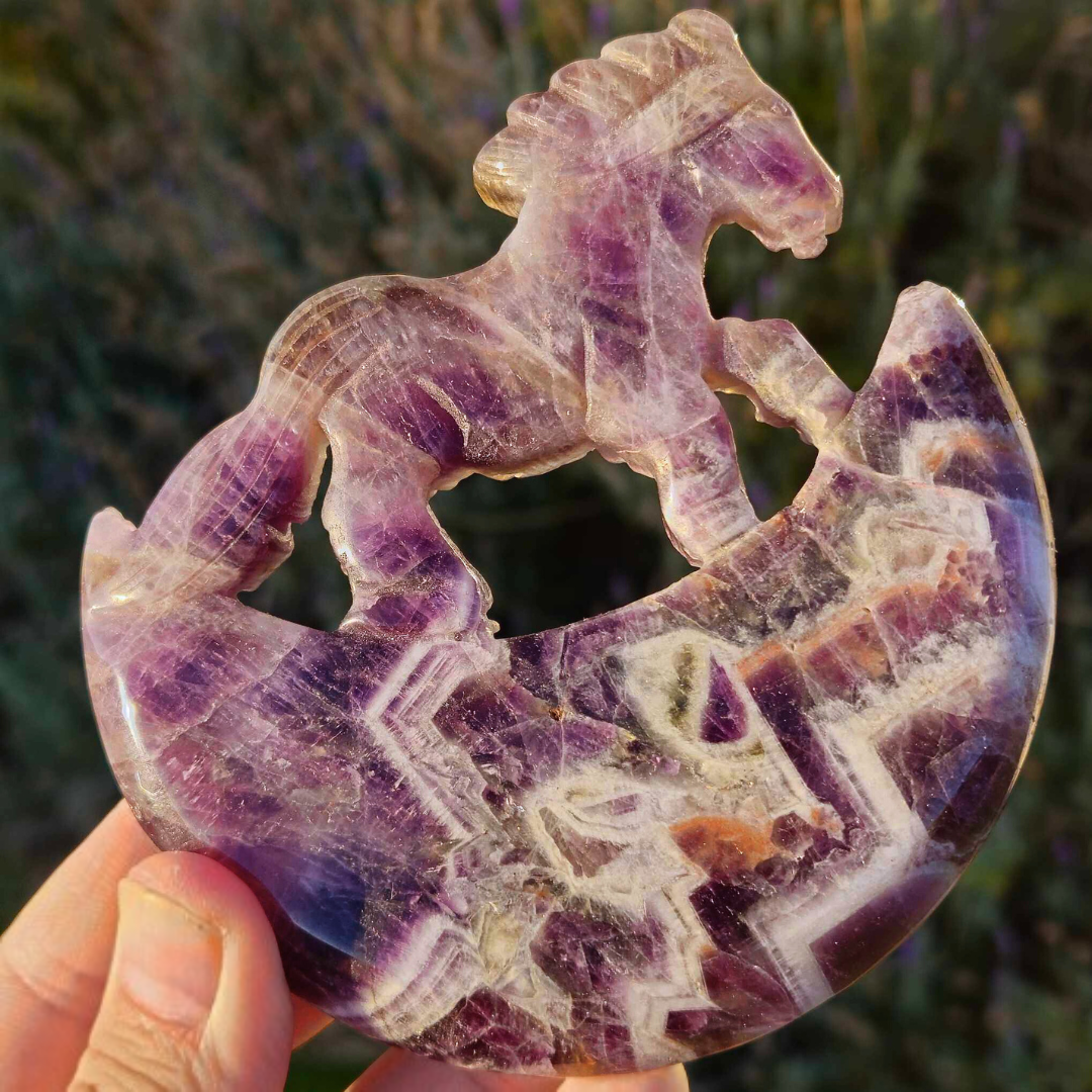 Dream Amethyst (Chevron) Horse on Moon Carving - Include Stand