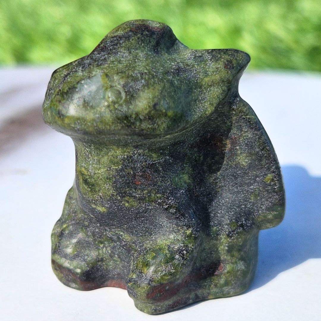 Dragon's Blood Jasper Mini Toothless Carving