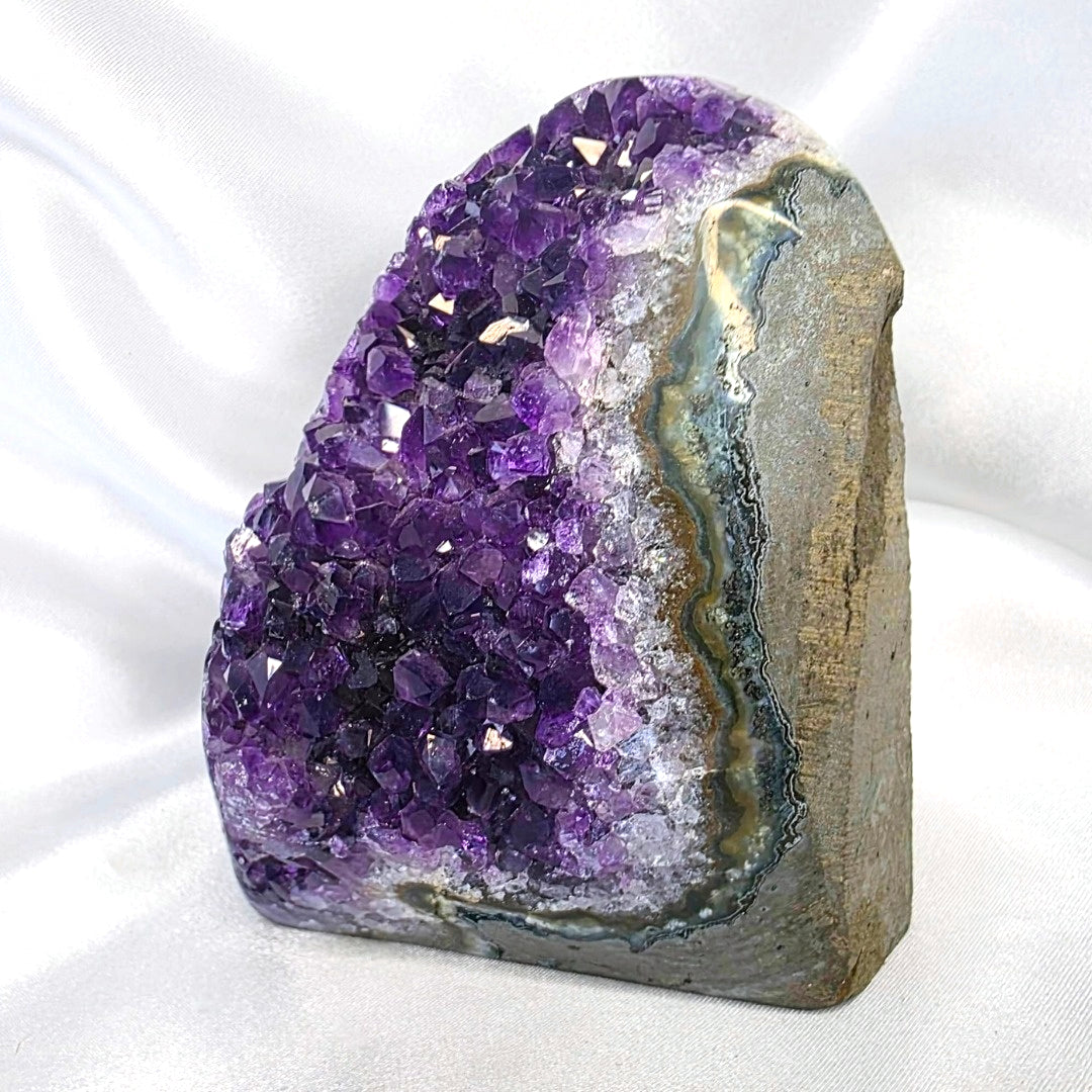 A-Grade Brazilian Amethyst with Stalactite Eye | 822g - Cut-Base Crystal
