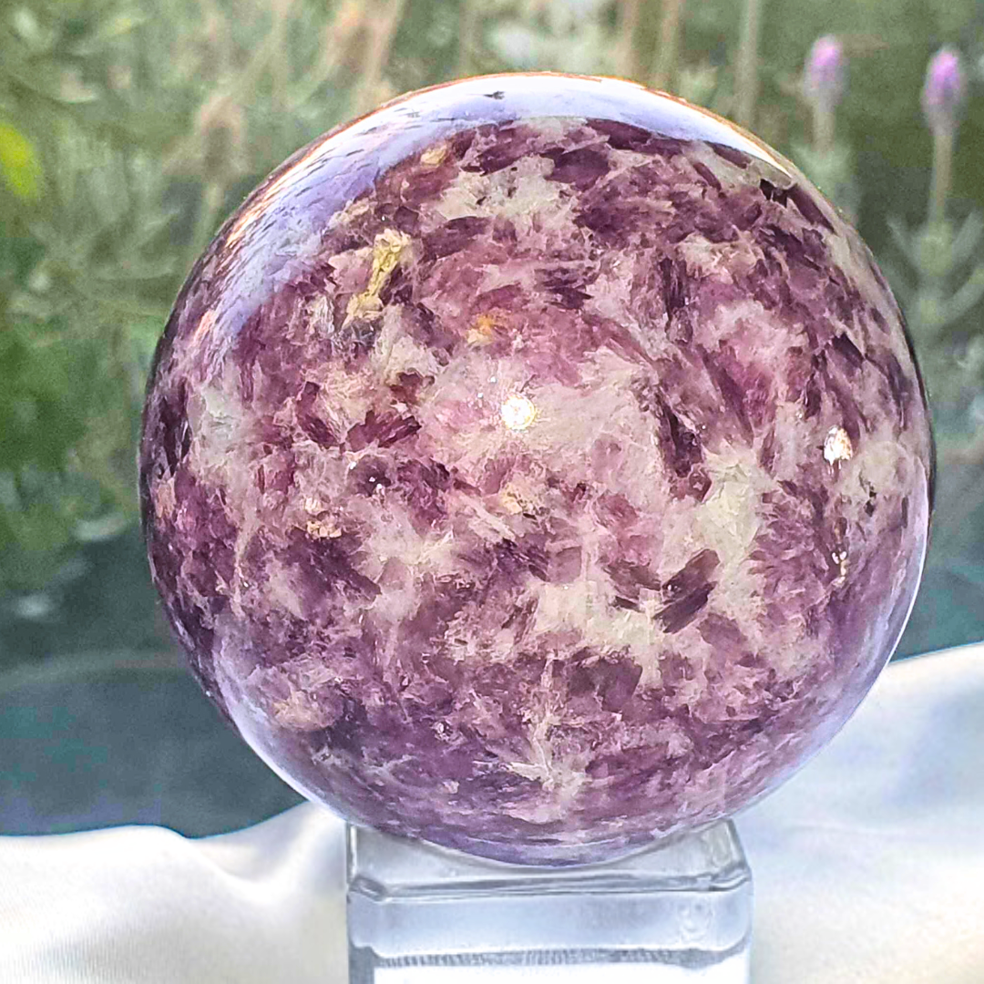 Purple Mica Sphere - 230g