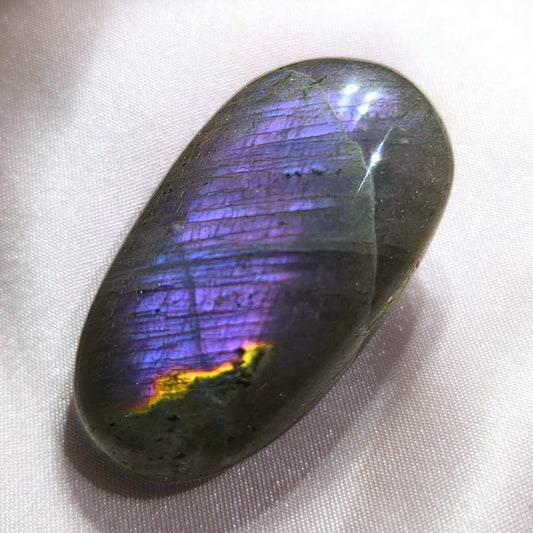 Light Grey Labradorite Palm Stone with Pink Purple Flash