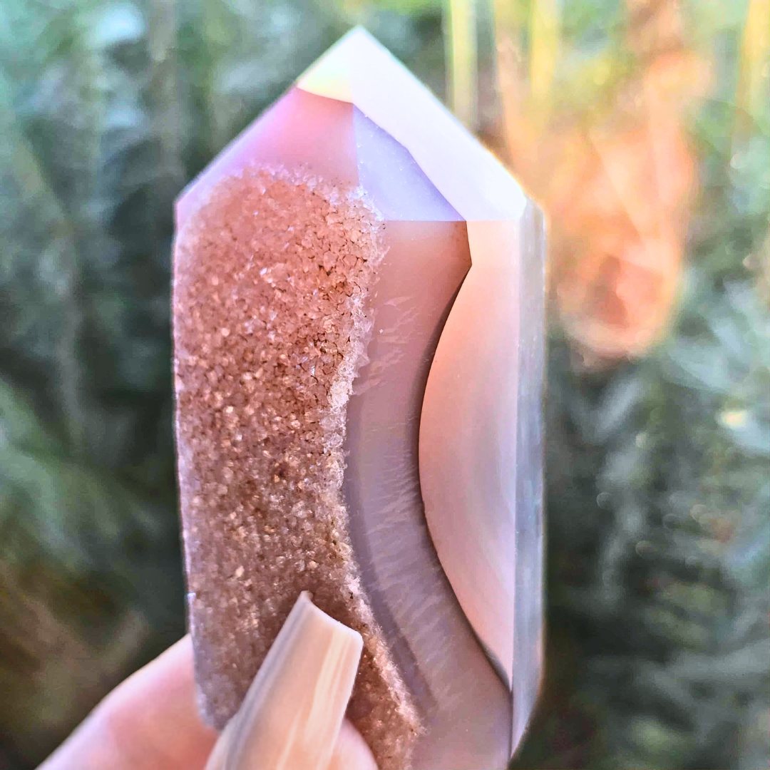 Natural Druzy Blue-Grey Agate Crystal Tower