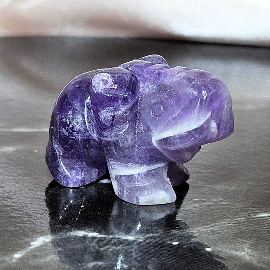 Dream Amethyst (Chevron) Mini Elephant Carving