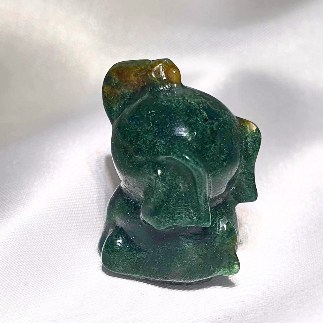 Moss Agate Small Elephant Carving