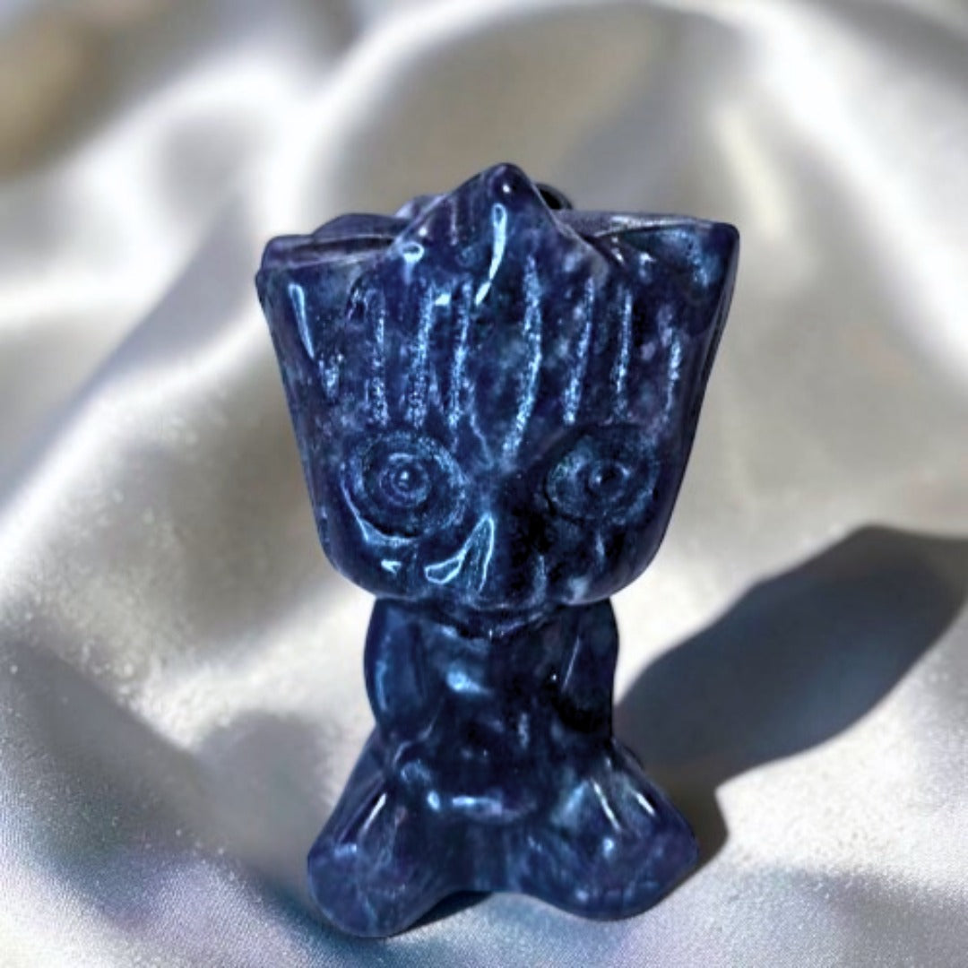 Medium Sodalite Groot Carving