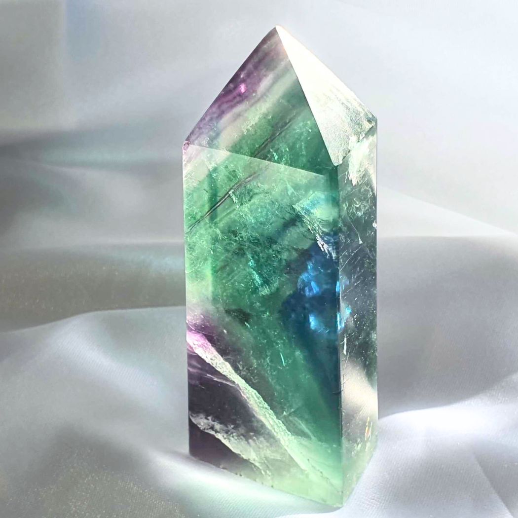 Extra Grade Rainbow Fluorite Tower with Rainbows - 8.6cm, 118g