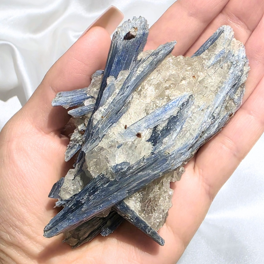 A Grade Blue Kyanite with Quartz & Garnet Cluster