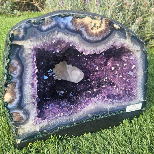 8kg A Grade Amethyst Cave with Blue Agate, Stalactites & UV Reactive Calcite