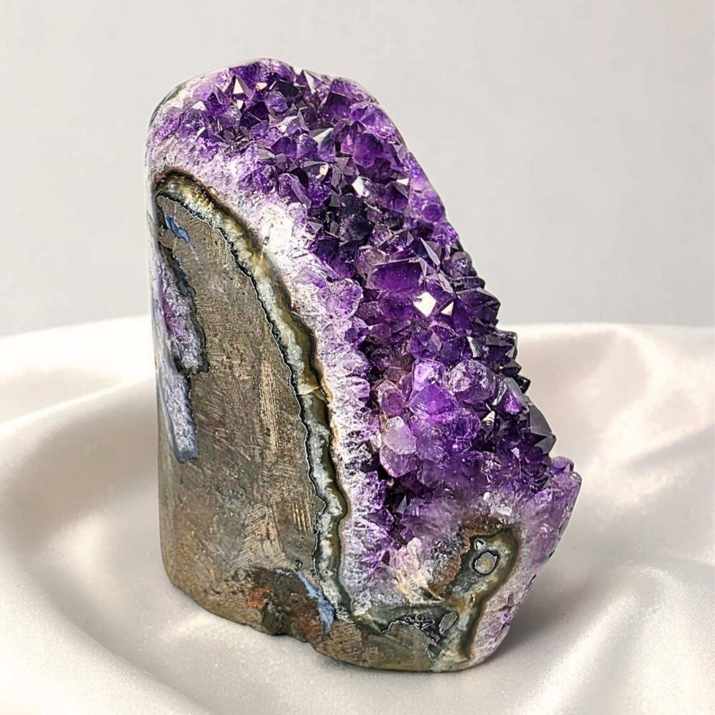 A-Grade Brazilian Amethyst with Stalactite Eye | 822g - Cut-Base Crystal