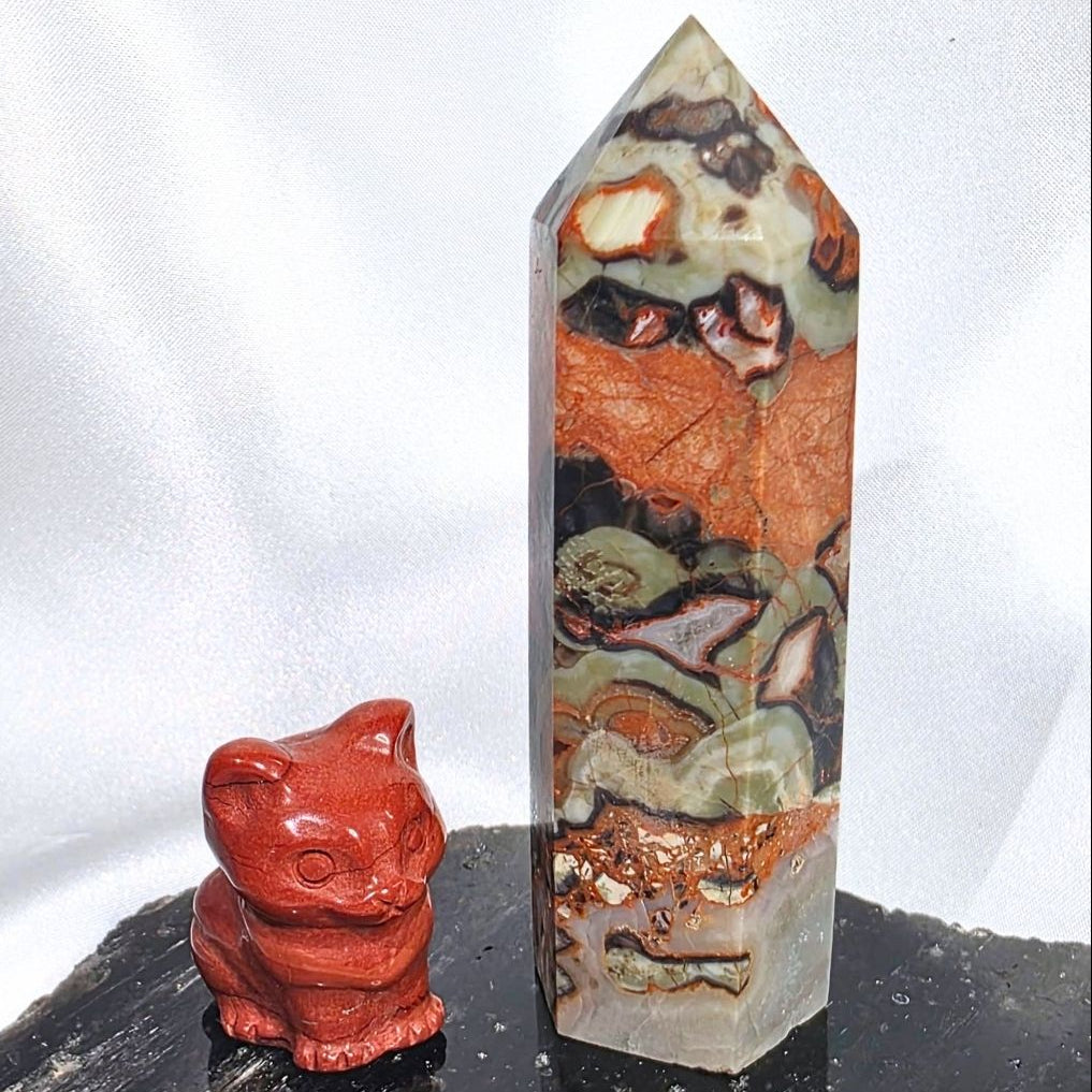 Money Agate (Indonesian Bloodstone) Crystal Tower & Red Jasper Cat