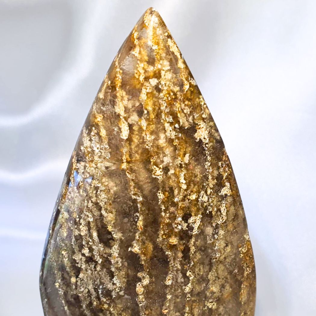 Large Thousand Layer Garden Quartz (Lodolite) Tear Drop Free Form