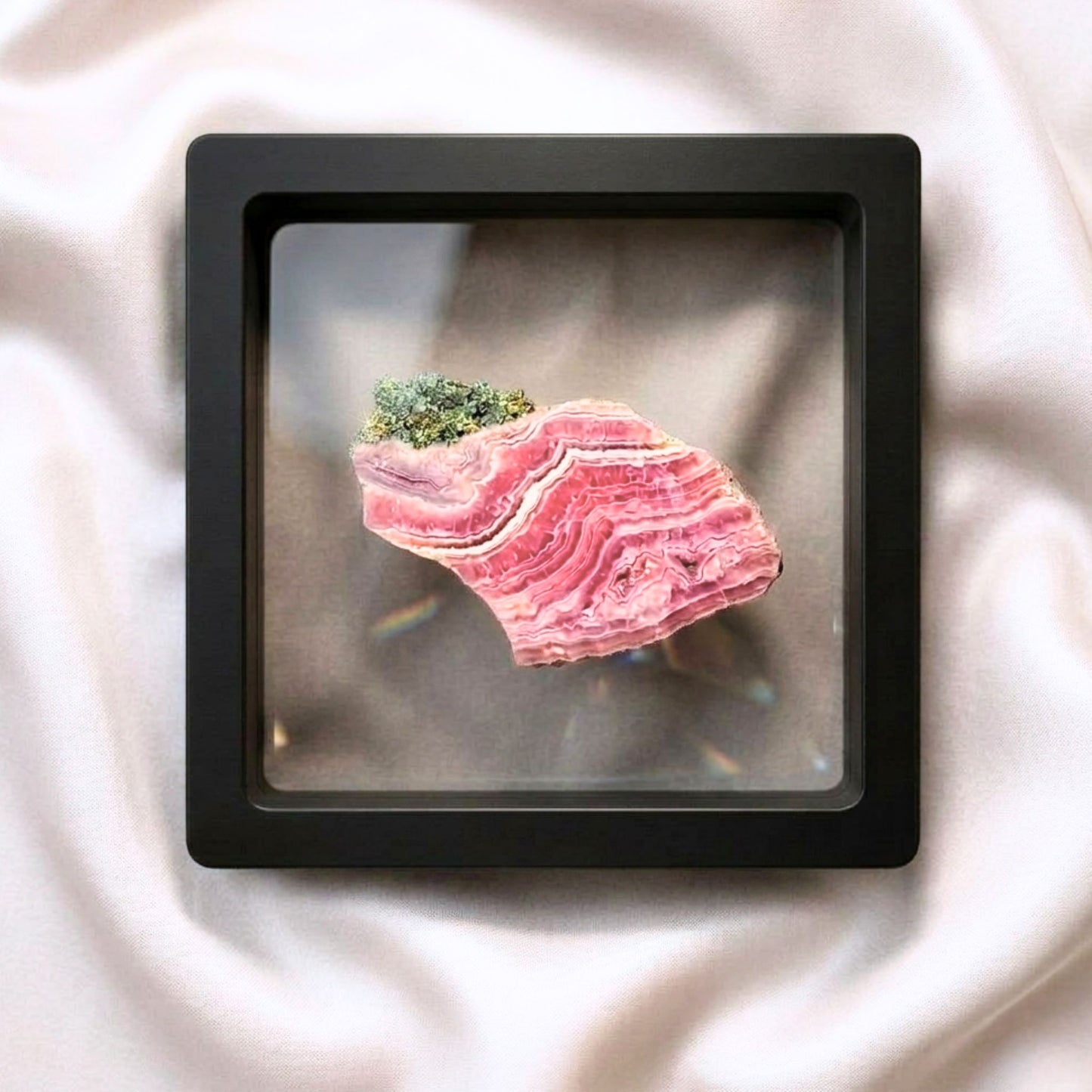 7cm 3D Floating Frame Display Case