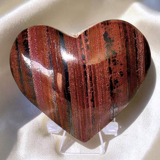 Tiger Iron Heart Carving | Pilbara WA | Includes Stand