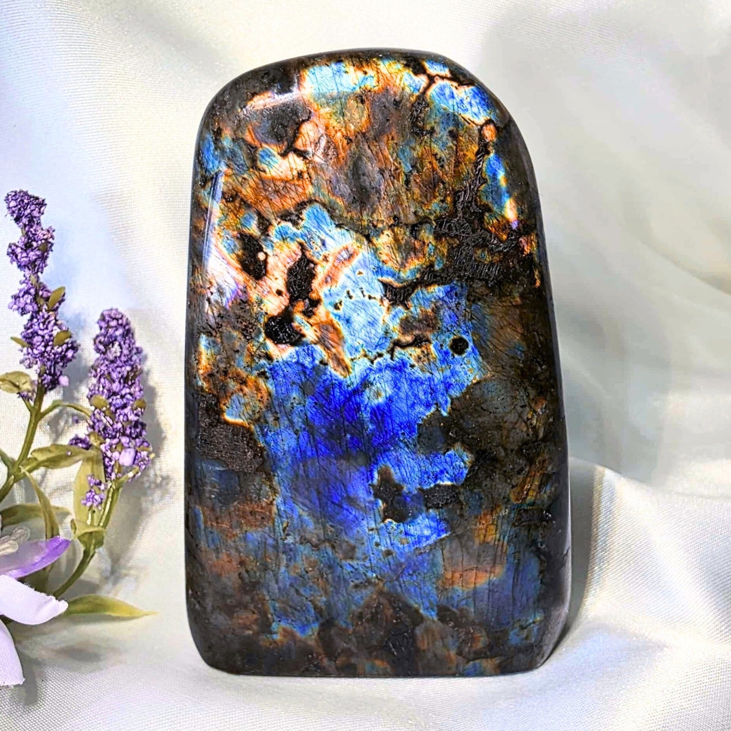 Labradorite Free Form with high Rainbow Flash - 310g