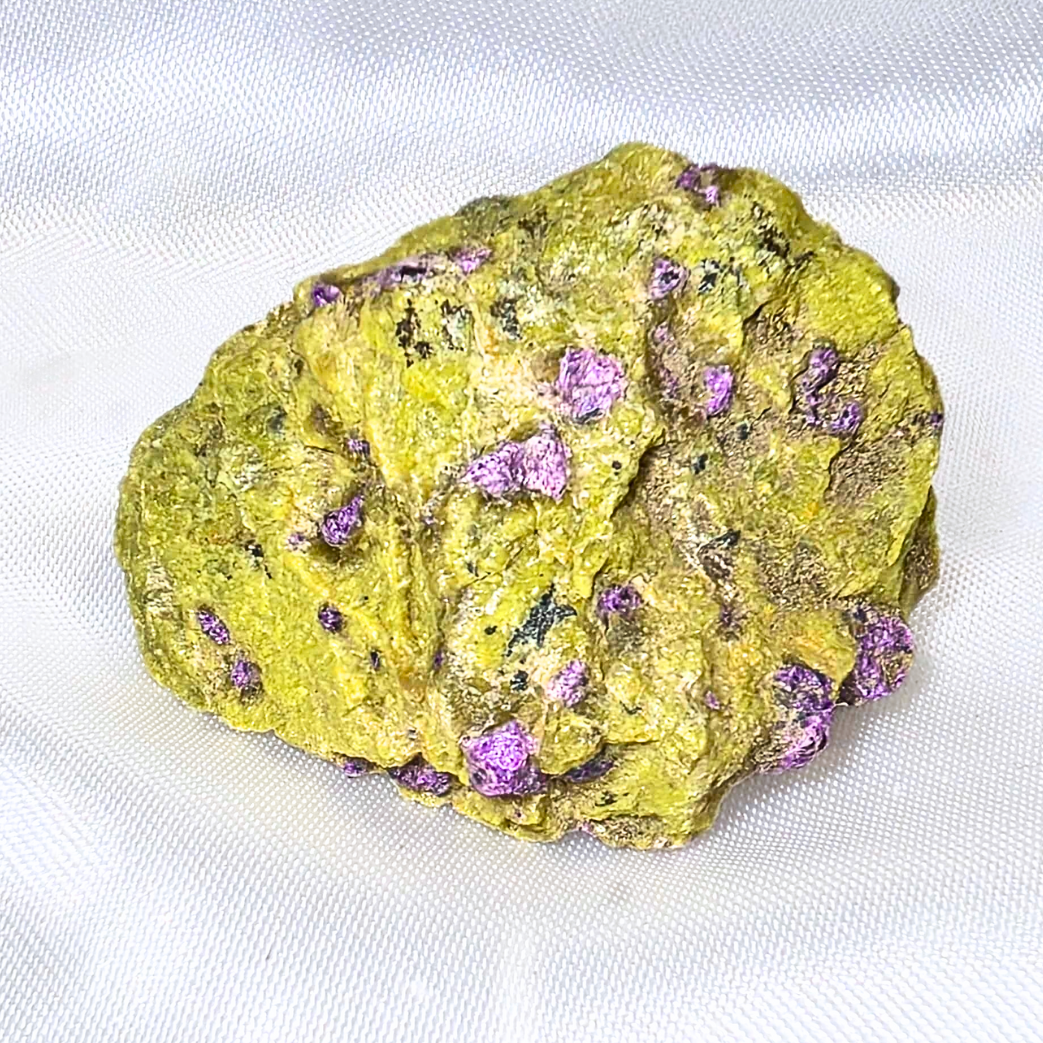 Atlantisite (Serpentine with Stichtite) Cluster - Tasmania
