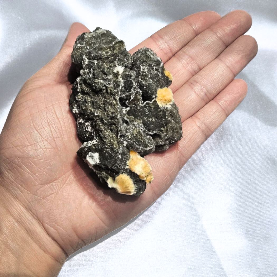 Large Thomsonite with Mesolite & Druzy Chalcedony - 9.5cm