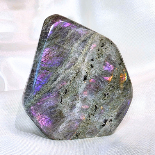 Grey Labradorite Freeform with Golden-Pink Flash - 240g