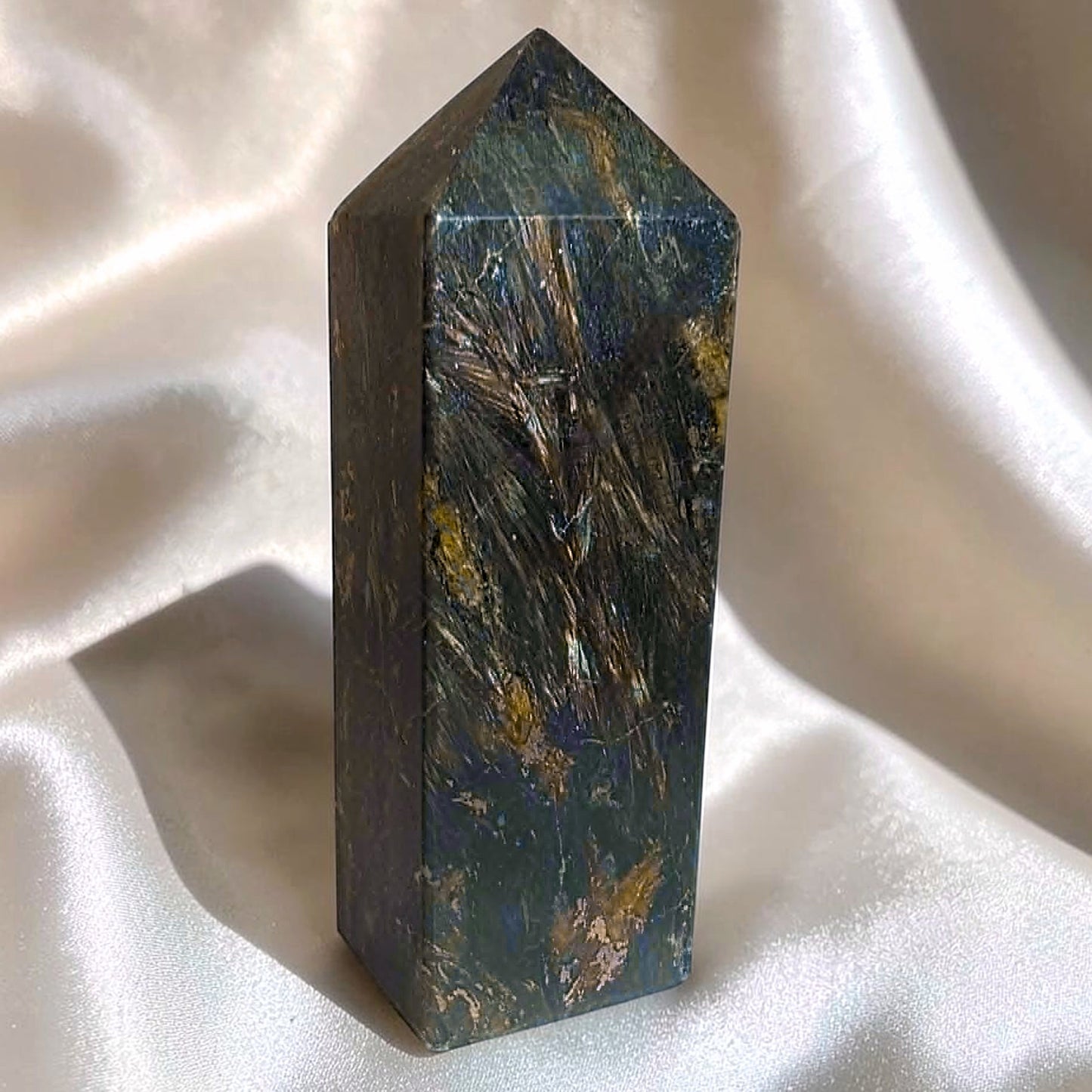 Astrophyllite & Arfvedsonite (Gold & Blue Fireworks) Tower