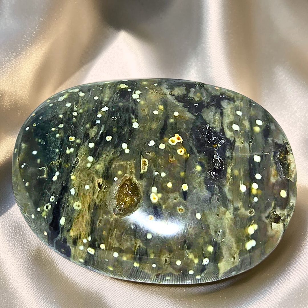 Druzy Ocean Jasper palm stone from Madagascar with orbicular patterns