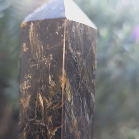Astrophyllite & Arfvedsonite (Gold & Blue Fireworks) Tower